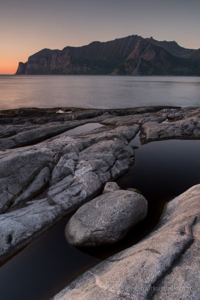 Der Mefjord in Nord-Norwegen