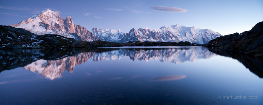 Eine Landschaftsaufnahme, die in den französischen Alpen aufgenommen wurde. Ein Traum-Sujet des Mont Blanc Massivs.